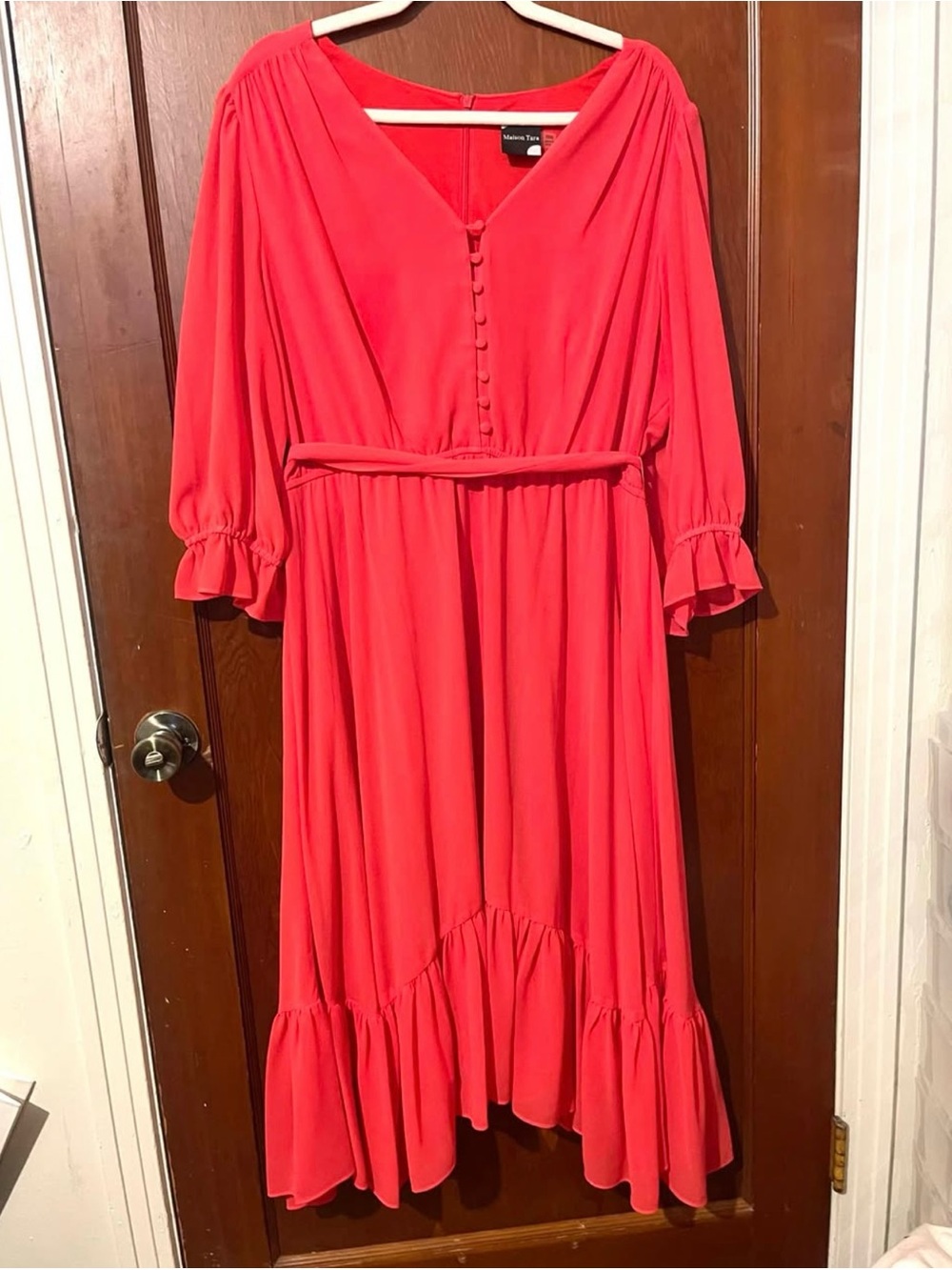 Maison Tara Red V-Neck Midi Dress Size 16W